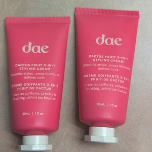 dae Cactus Fruit 3-in-1 Styling Cream - Pink